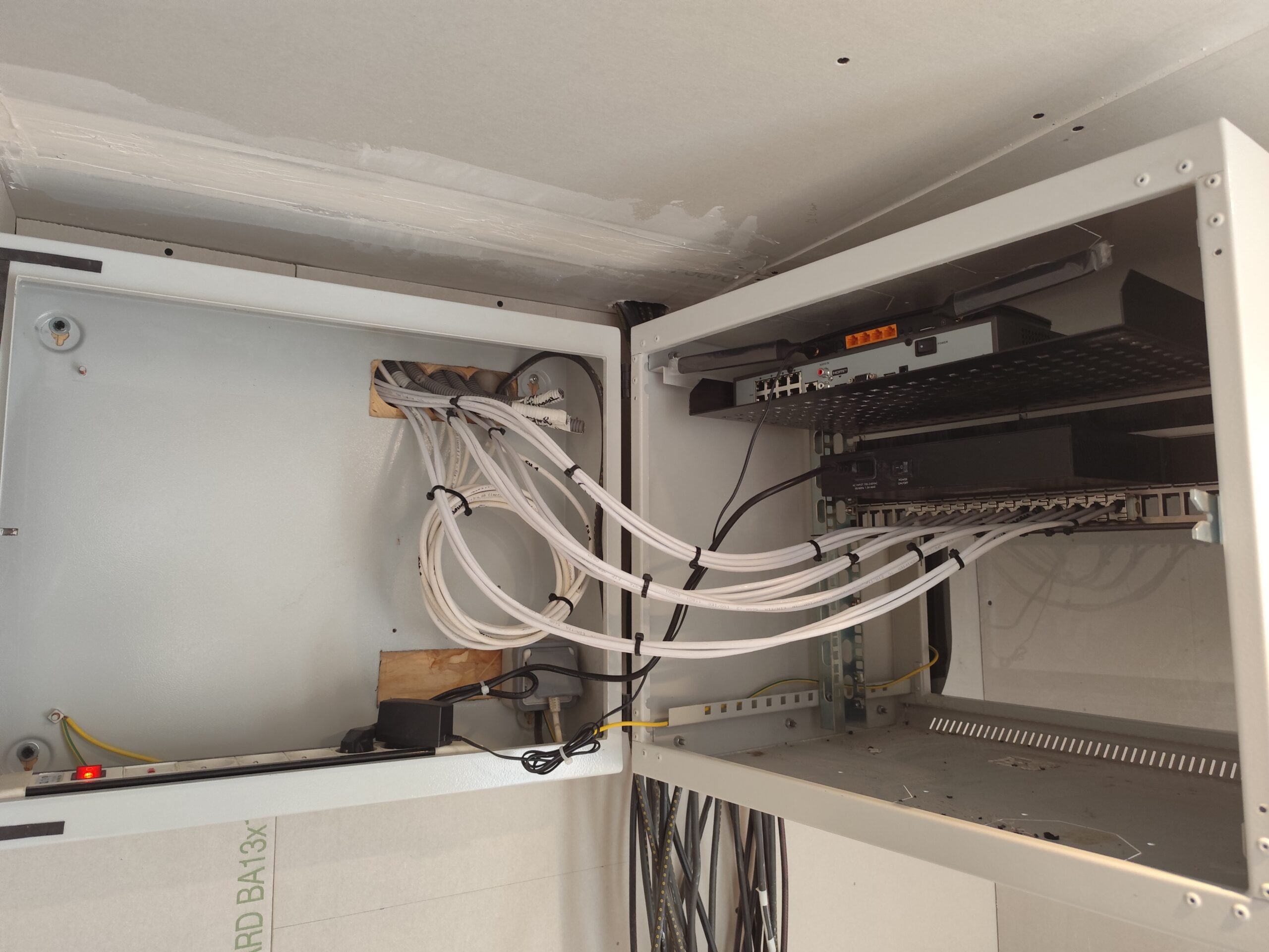 The Art of Drawing Readers In: Your attractive post title goes here IMG 20250429 144658 Scaled